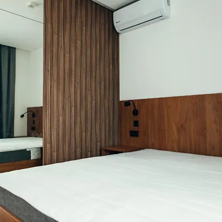 жк сонячний квартал Apartment
