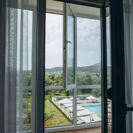 Apartment жк сонячний квартал Solochin