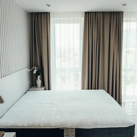 жк сонячний квартал Apartment Solochin